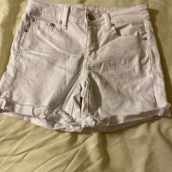 Denim shorts - Picture 1 of 5